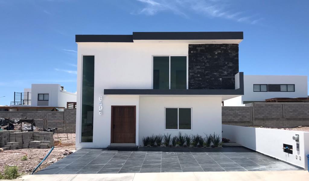 CASA EN VENTA EN FRACC. SONTERRA RESIDENCIAL