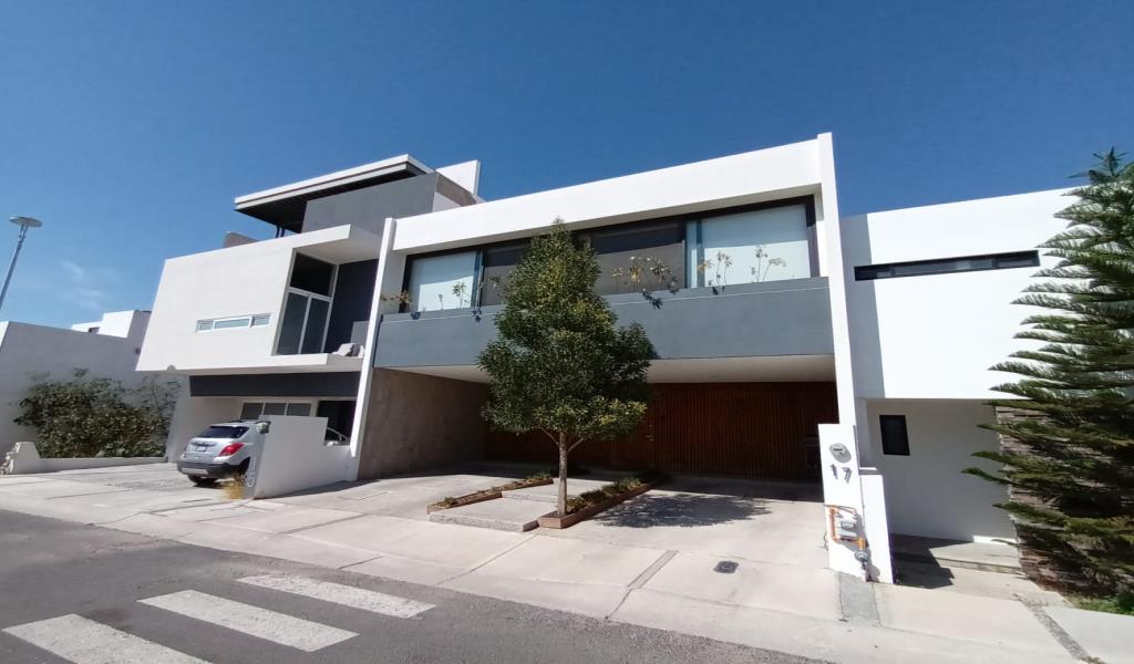 CASA EN VENTA EN ZIBATA, QUERETARO