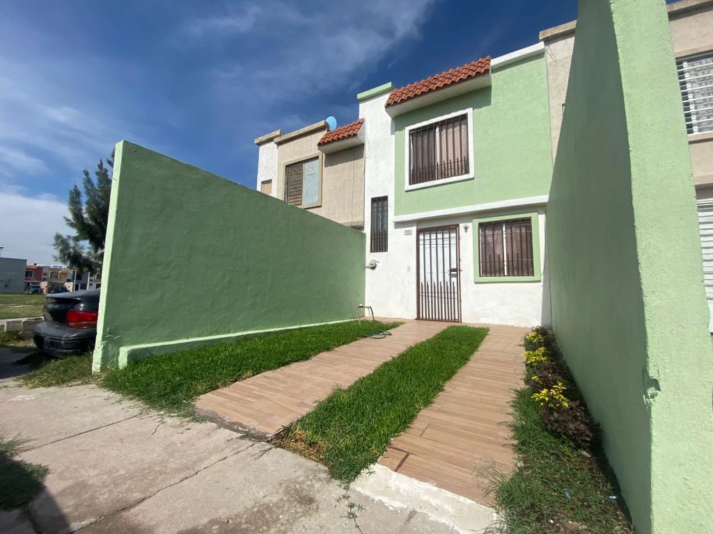 CASA EN VENTA EN VALLE DE LOS ENCINOS PLUS, Tlajomulco de Zúñiga