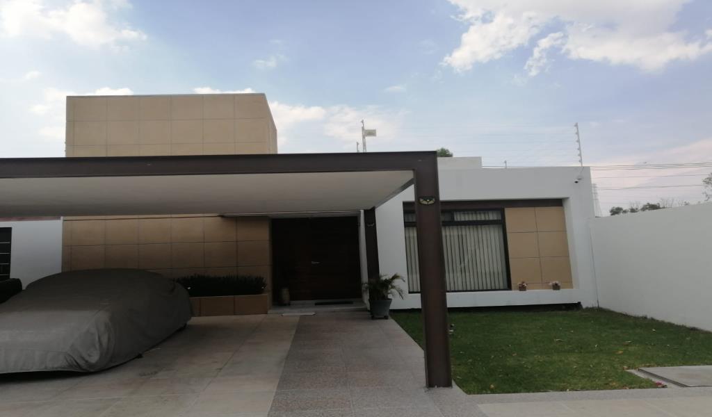 Venta casa en Viñedos Queretaro