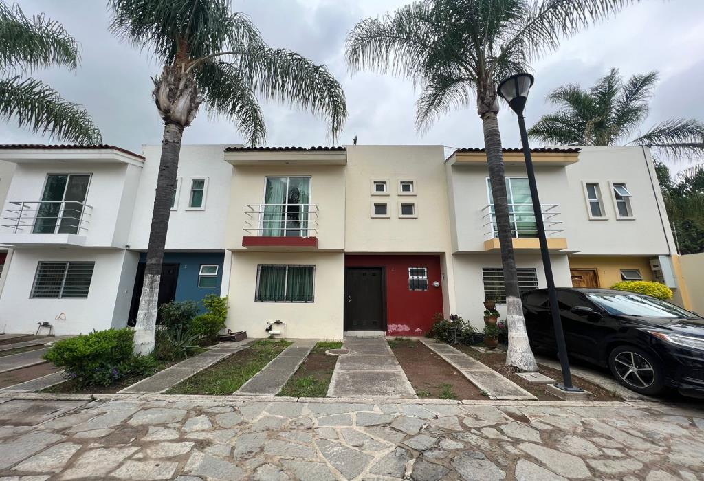 CASA EN VENTA EN AGUA BLANCA SUR, ZAPOPAN, JAL