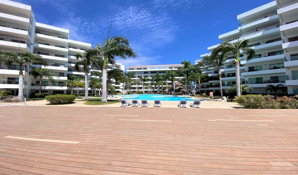 CONDOMINIO EN VENTA EN COSTA VELEROS  MARINA MAZATLÁN