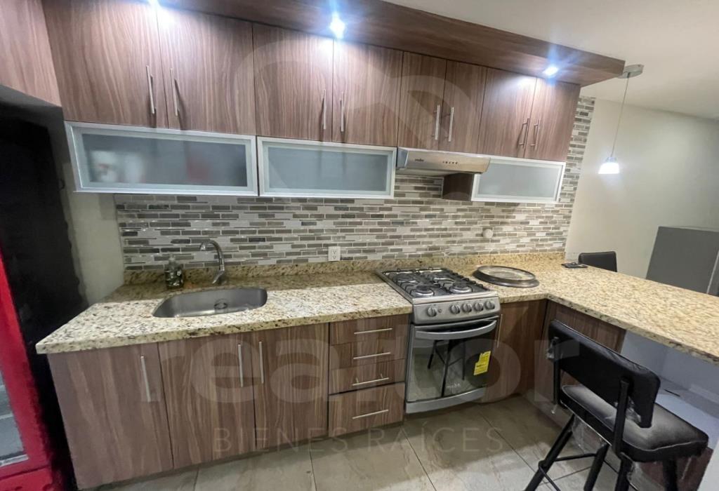 DEPARTAMENTO EN VENTA  EN AV PATRIA ZAPOPAN JAL.