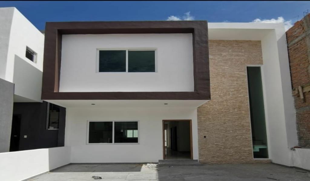 CASA EN VENTA EN FRACC. REAL DEL VALLE COTO 15