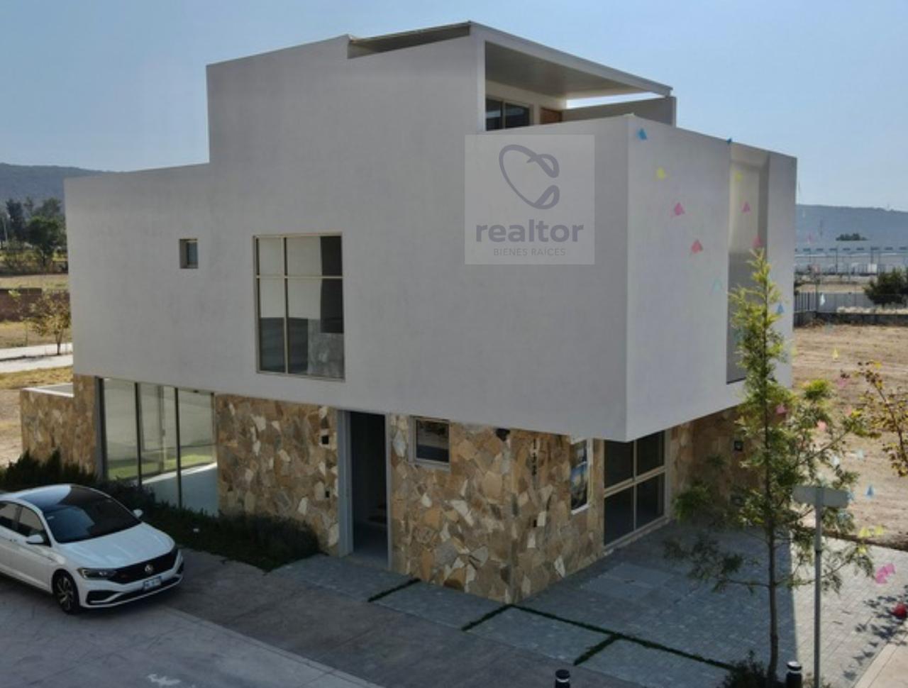 0014, CASA EN VENTA EN ZAPOPAN, JAL(PARQUES VALLARTA-COTO NOGAL)