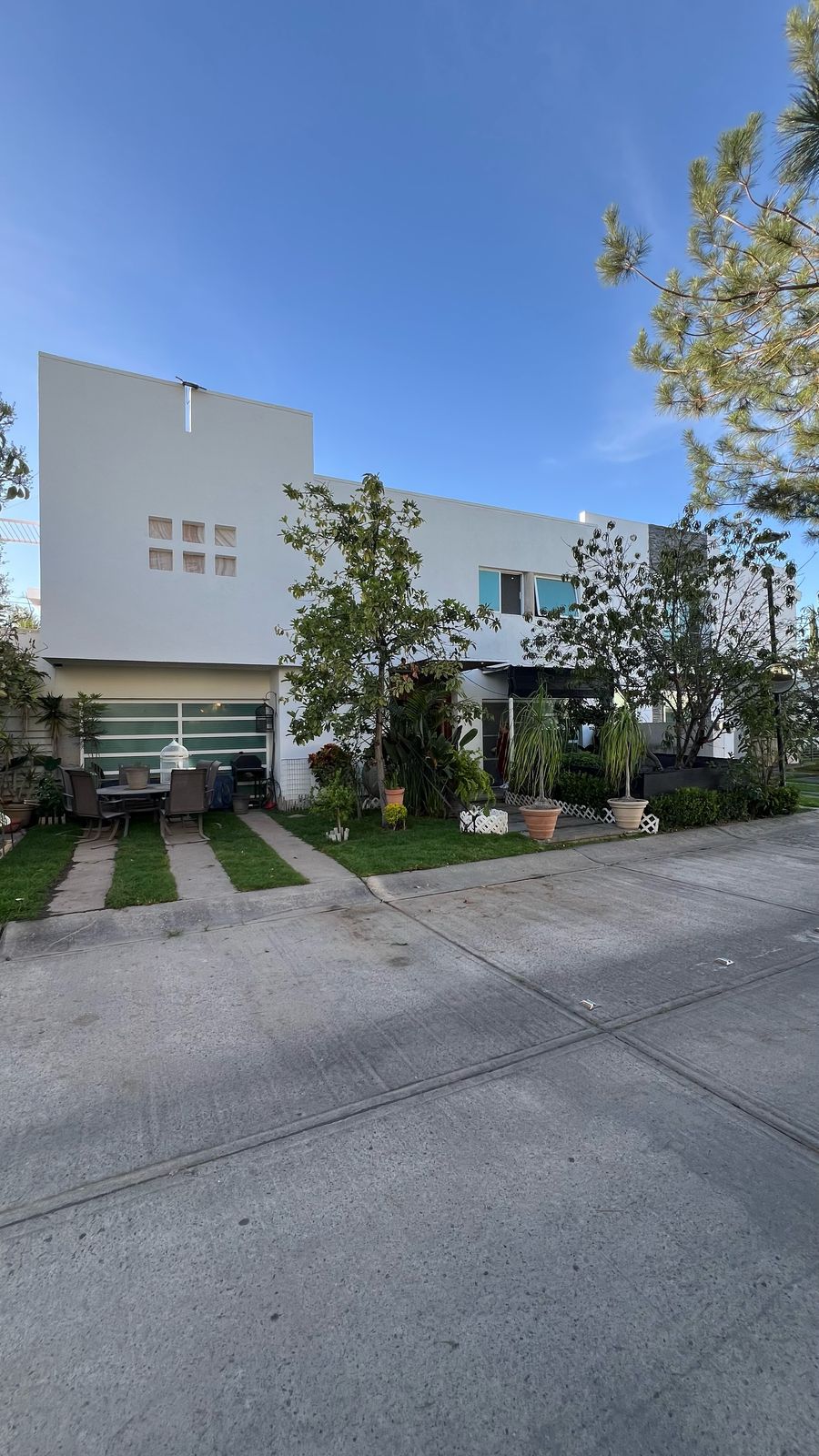 0020, CASA EN VENTA EN ZAPOPAN, JAL (JARDIN REAL-COTO 8)