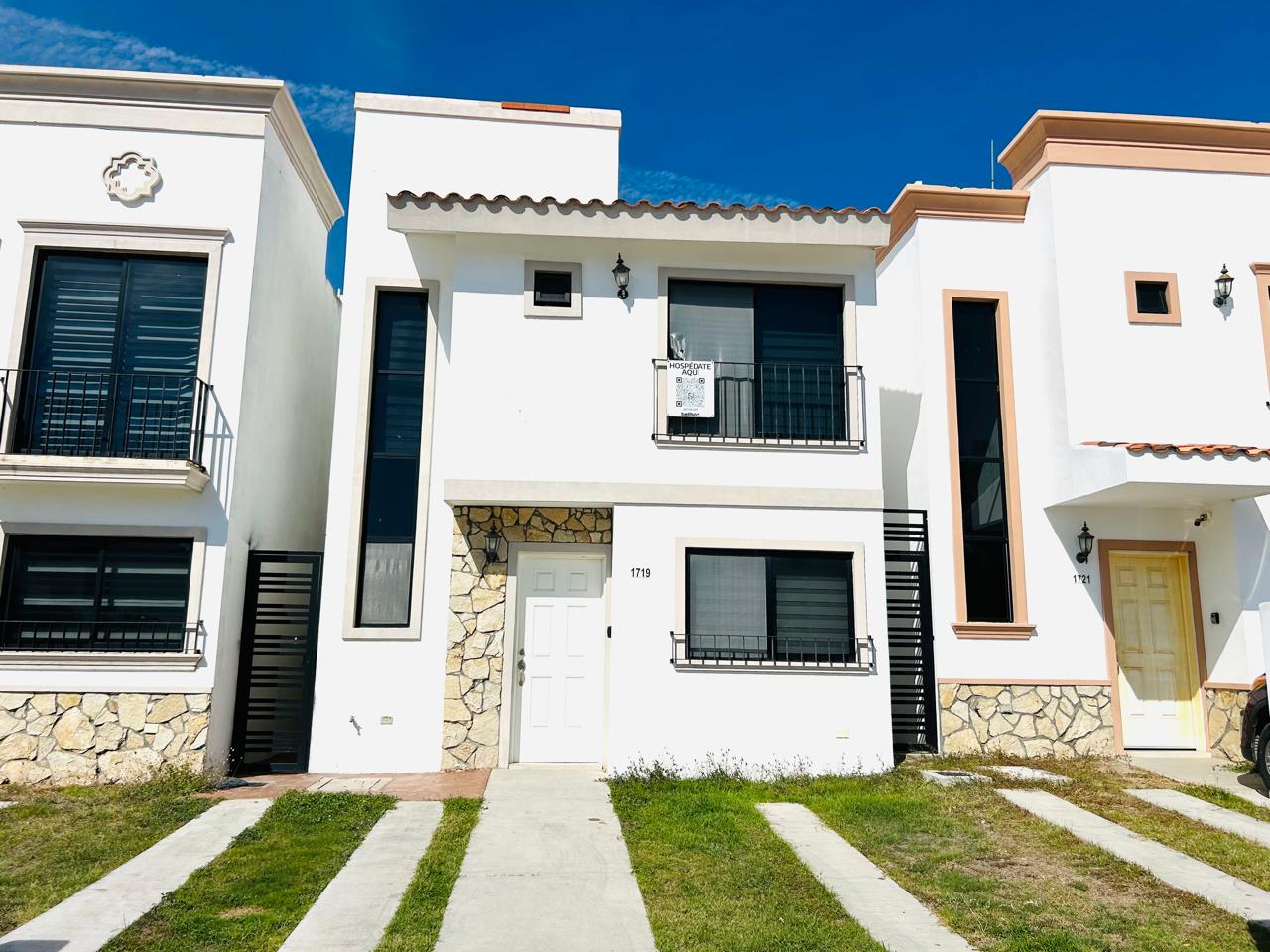 00169, CASA EN VENTA EN MAZATLAN, SINALOA (PRIVADA AZUL MARINO-CERRITOS)